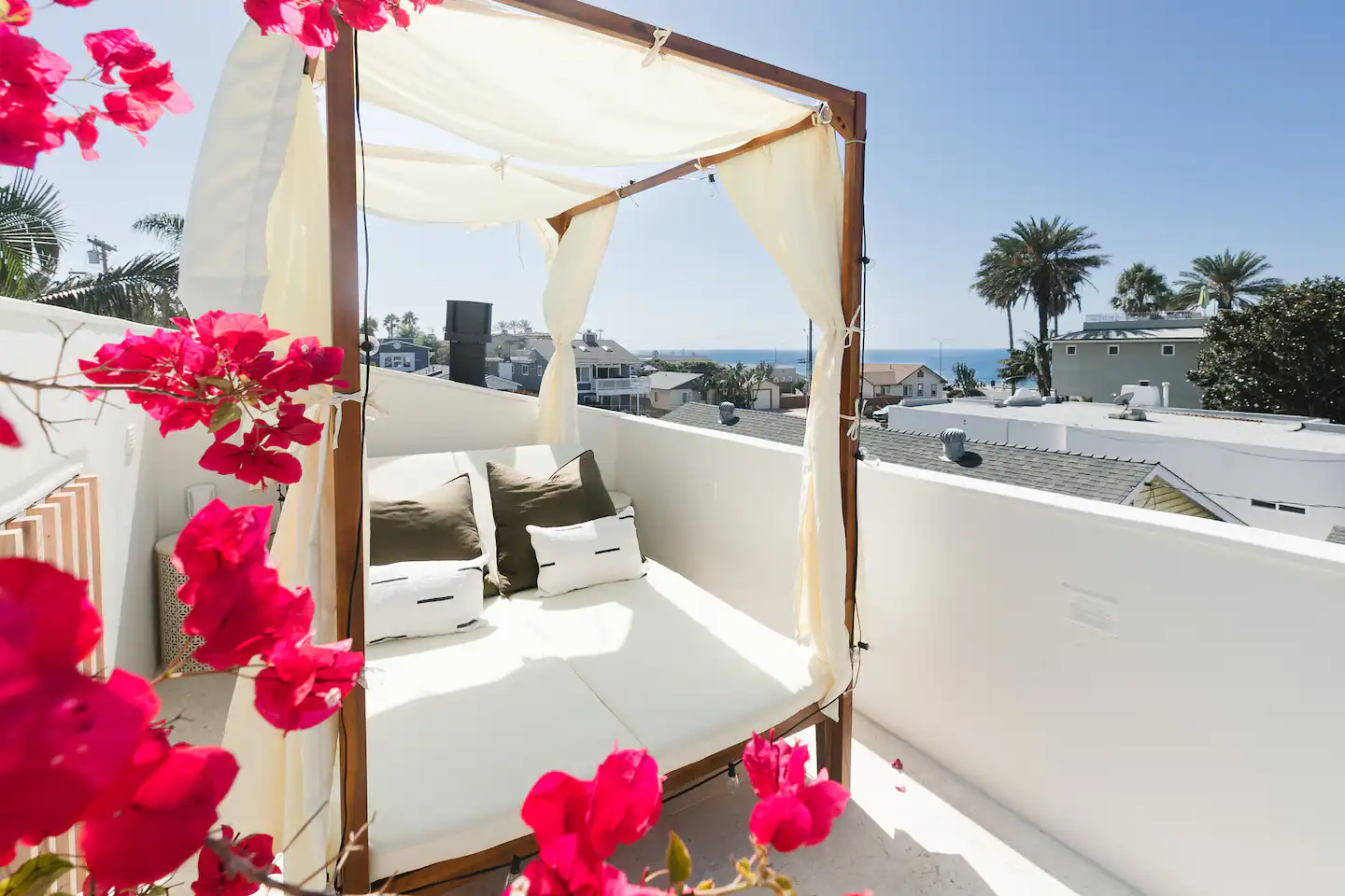 Chestnut By the Sea exterior photo 4